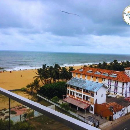 Negombo Ocean Breeze - Bliss On The Beach Luxury Apartments By Serendib Vacation Exterior photo
