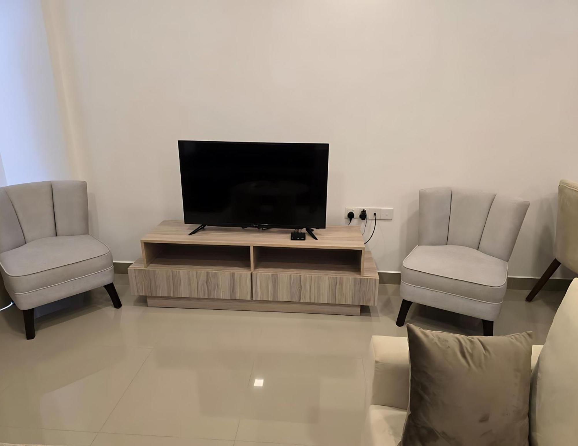 Negombo Ocean Breeze - Bliss On The Beach Luxury Apartments By Serendib Vacation Exterior photo