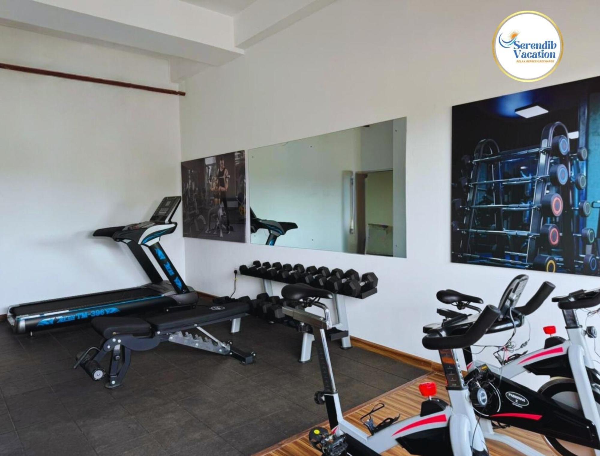 Negombo Ocean Breeze - Bliss On The Beach Luxury Apartments By Serendib Vacation Exterior photo