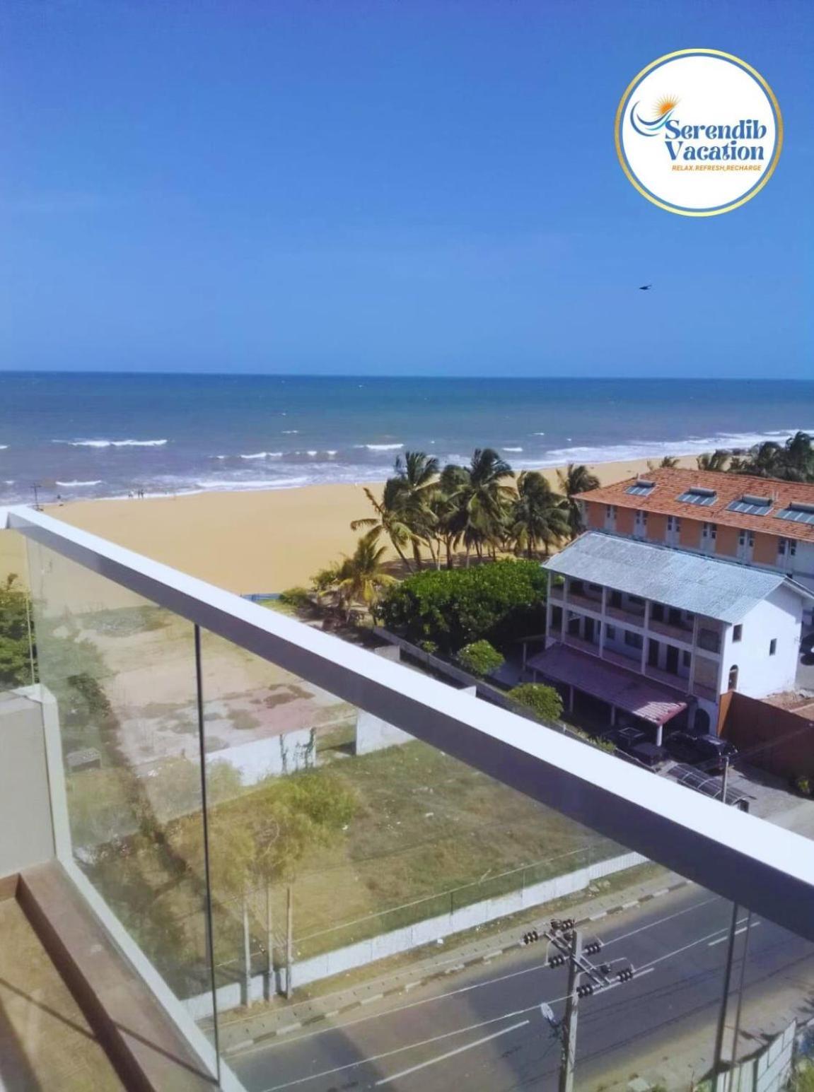 Negombo Ocean Breeze - Bliss On The Beach Luxury Apartments By Serendib Vacation Exterior photo